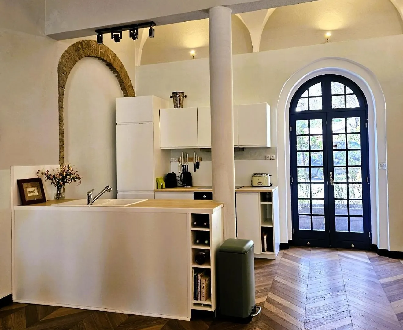 Manoir De Duke - Piscine, Parc Arbore, Clim, Parking Gratuit Cannes 0*,  France